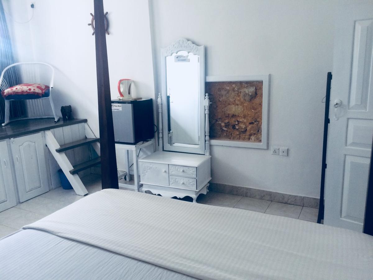 Fort Inn Guest House Ґалле Екстер'єр фото